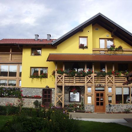 Tourist Farm Ob Izviru Krupe Villa Semic Kültér fotó