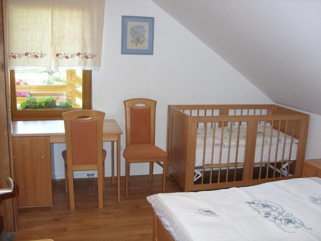 Tourist Farm Ob Izviru Krupe Villa Semic Szoba fotó