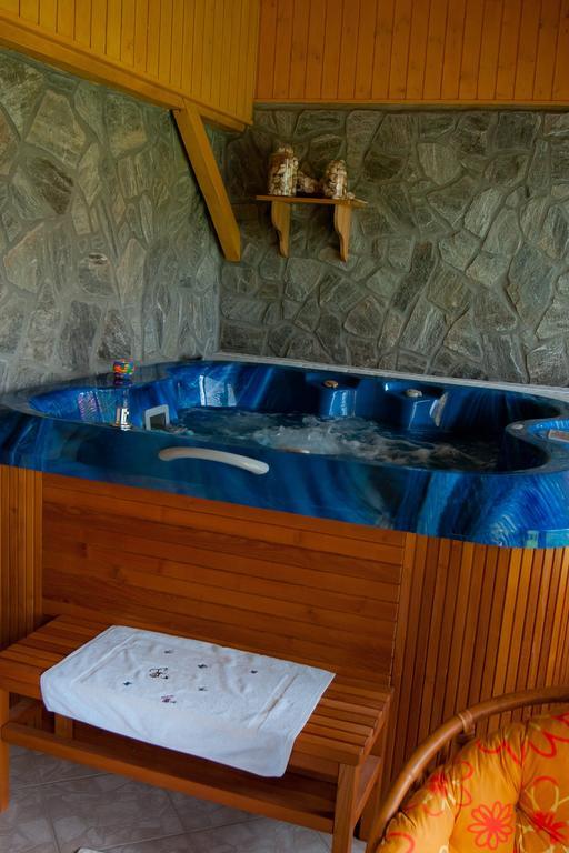 Tourist Farm Ob Izviru Krupe Villa Semic Kültér fotó